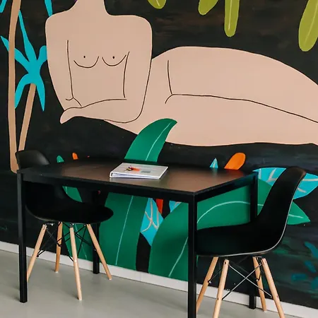 Lola Апартаменты Зандфорт